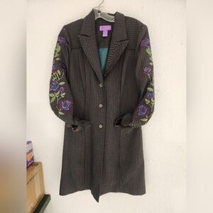 Suzanne Somers pinstriped duster coat w/ floral embroidery Gothic, Retro, Vtg
